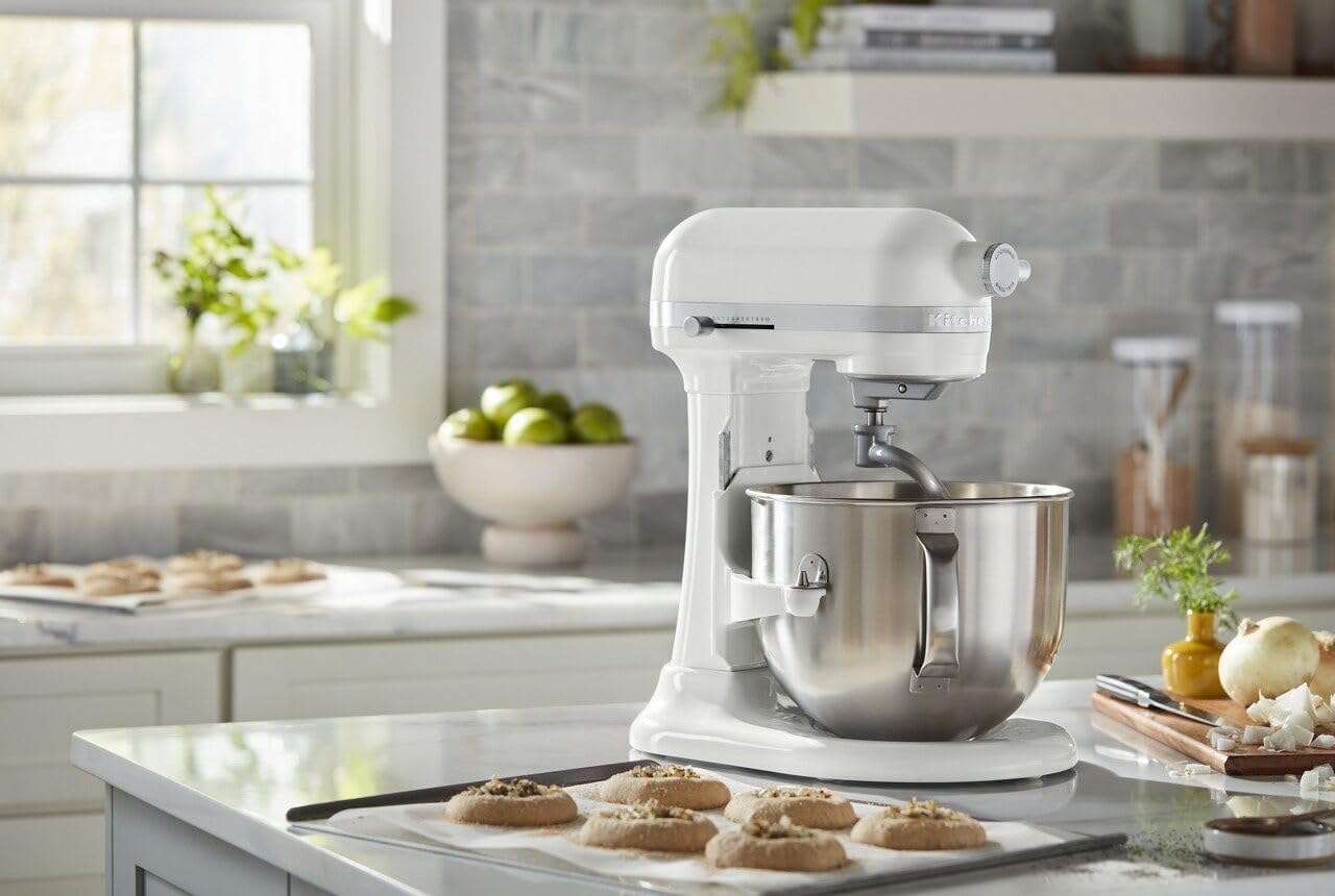 Kitchenaid 7Qt Bowl Lift Stand Mixer With $60 Credit – 7 quarts – White – Stand Mixers