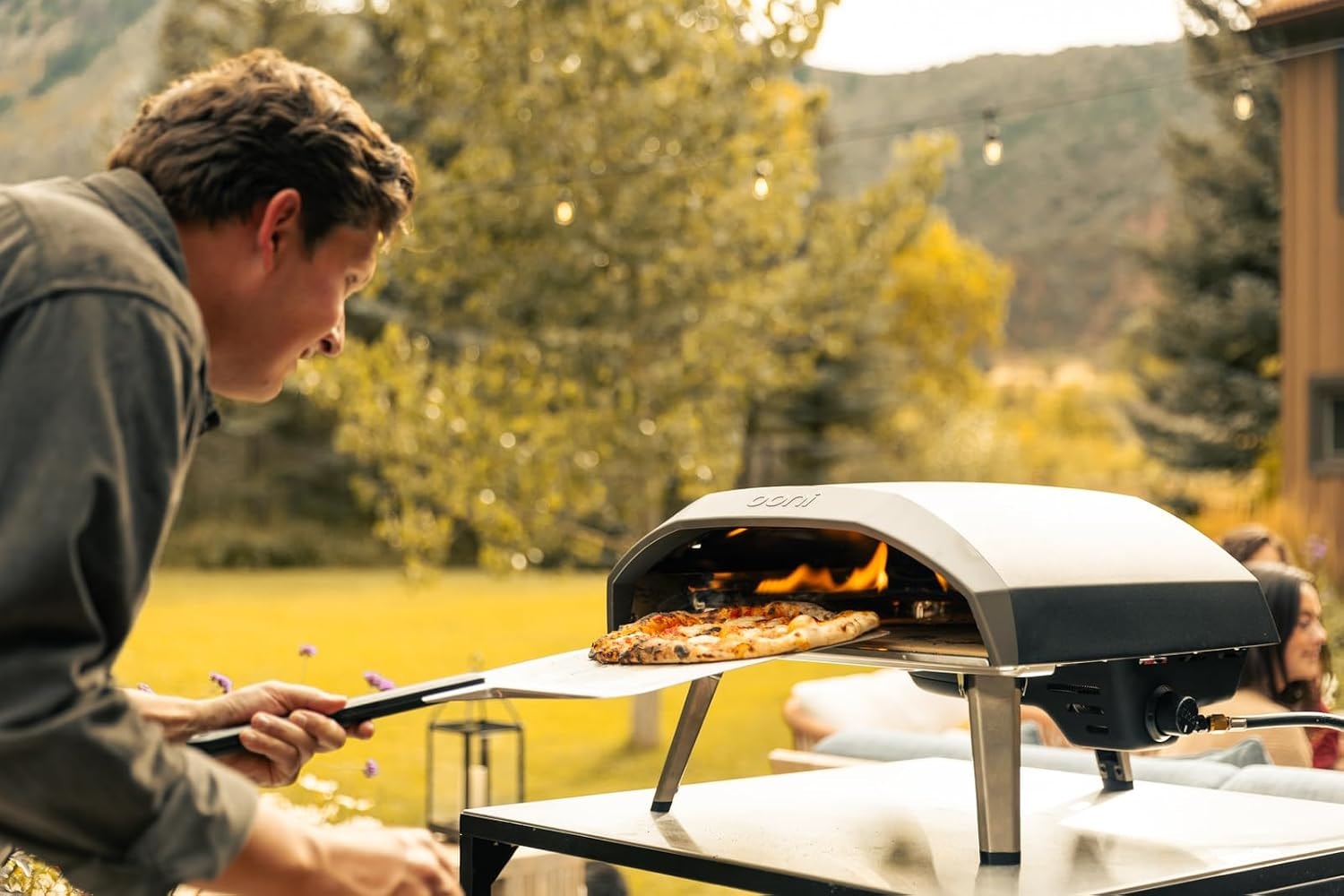 Ooni Koda 16 Gas Powered Pizza Oven – 8457 cubic inches – Foundry Black – Outdoor Ovens