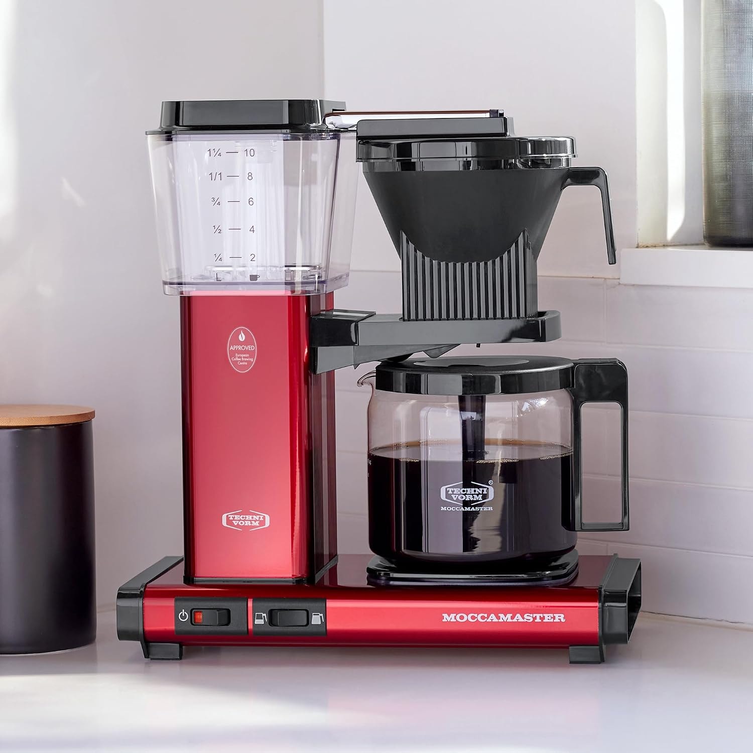 Moccamaster KBGV Select Red – 1.2 liters – Candy Apple Red – Coffee Machines