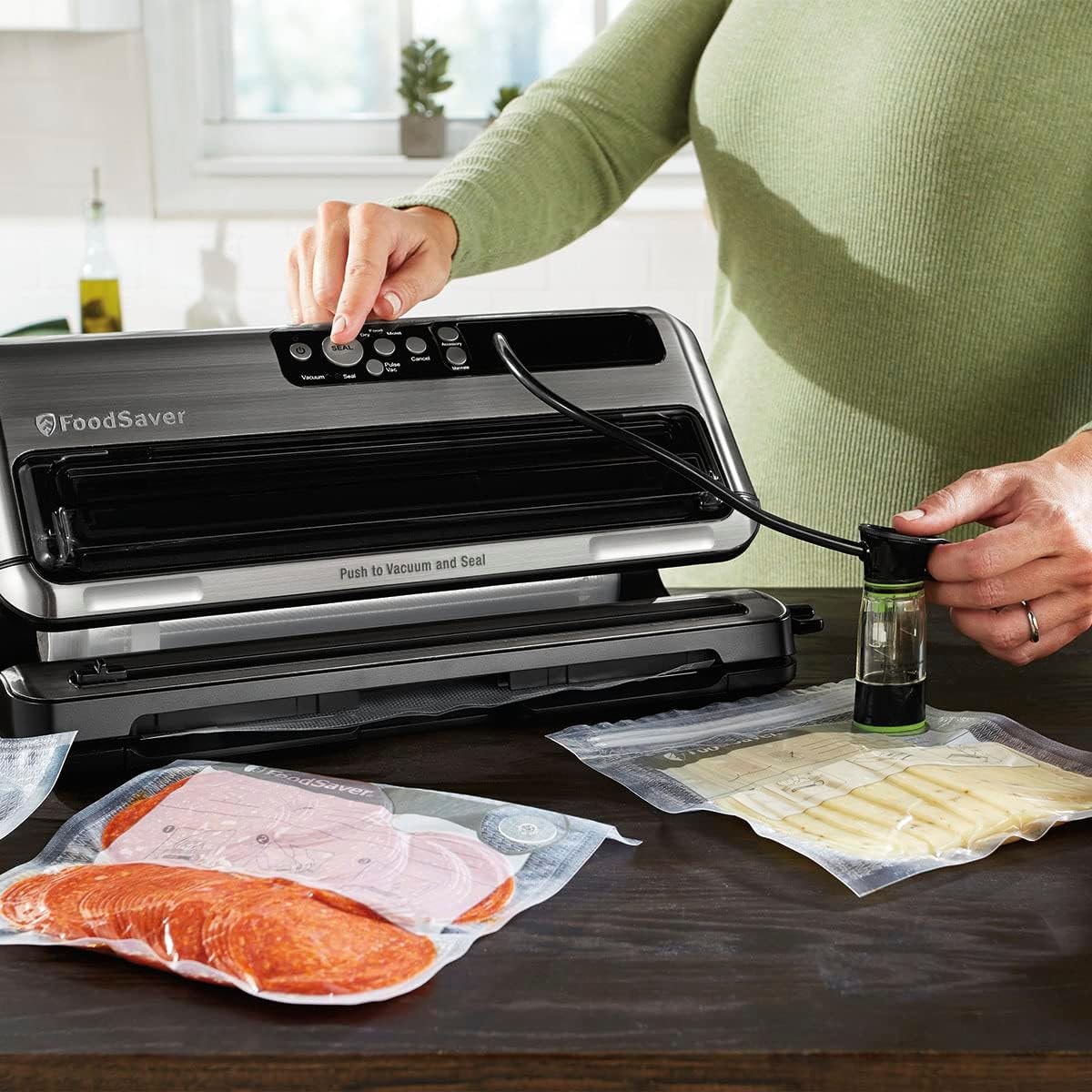 FoodSaver 2-in-1 Food Preservation System FM5200 – Silver/Black – Vacuum Sealers