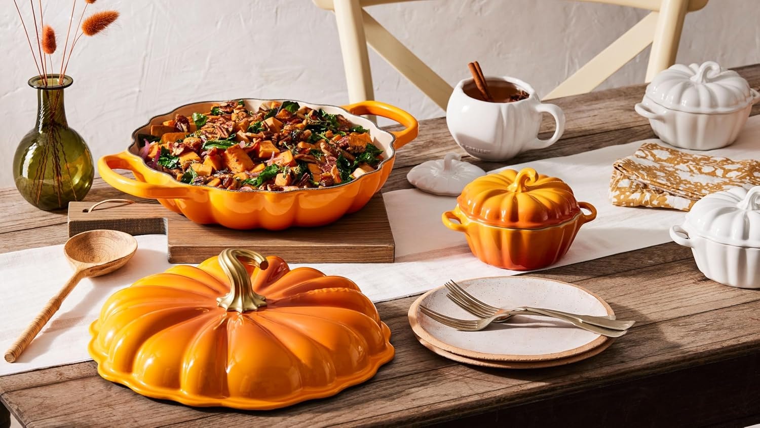 Le Creuset Signature Pumpkin Braiser – 2.75 quarts – Persimmon – Dutch Ovens