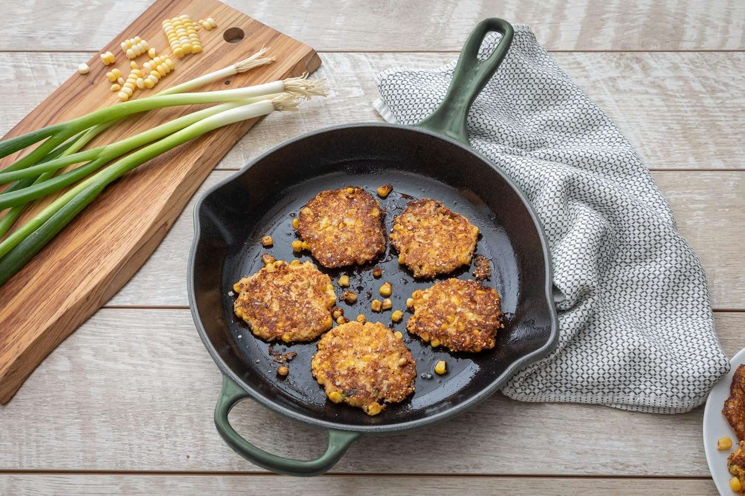 La Cuisine PRO 5-Piece Enameled Cast Iron Cookware Set – Artichaut – Skillets