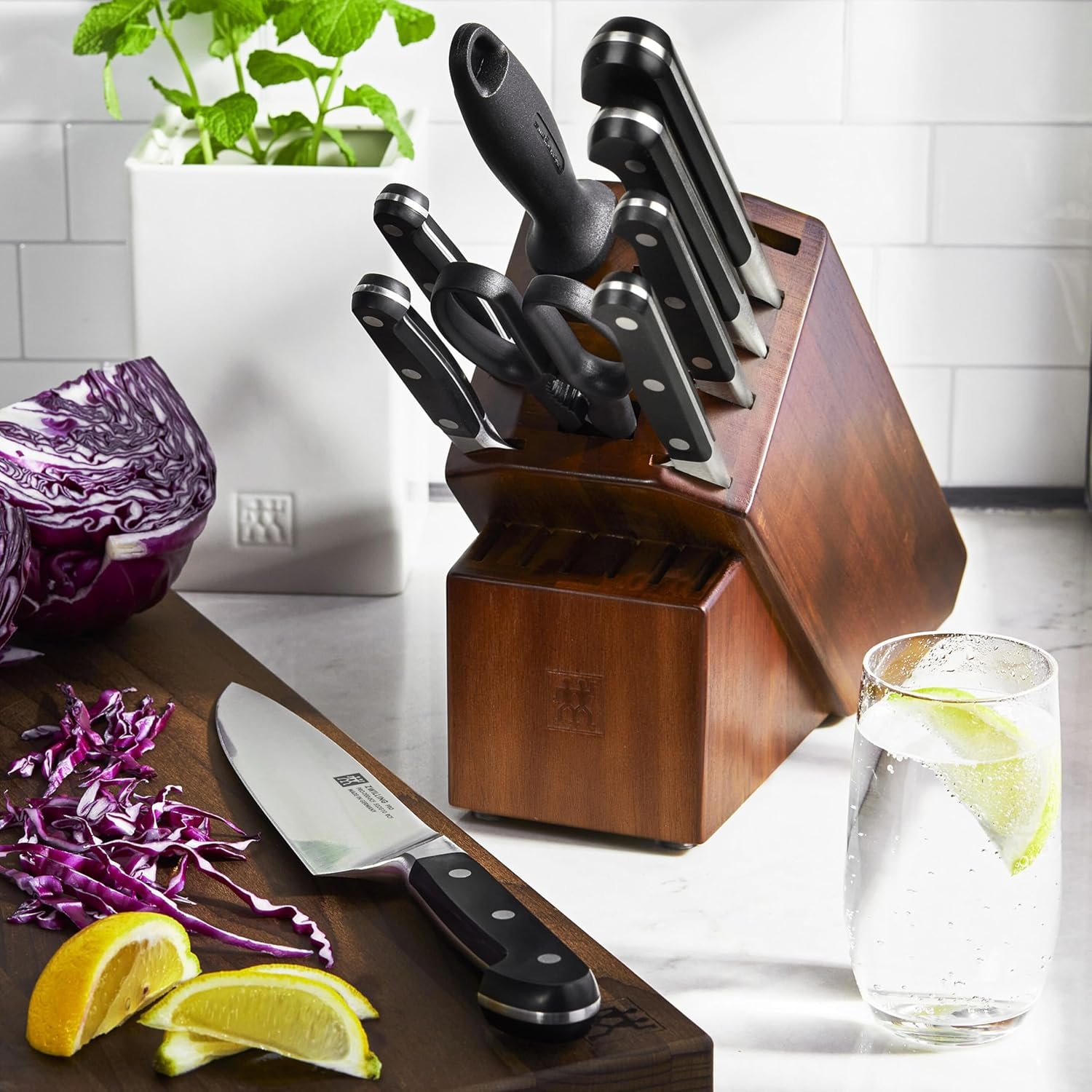 ZWILLING Pro 10-pc Knife block Set – Acacia – Knife Block Sets
