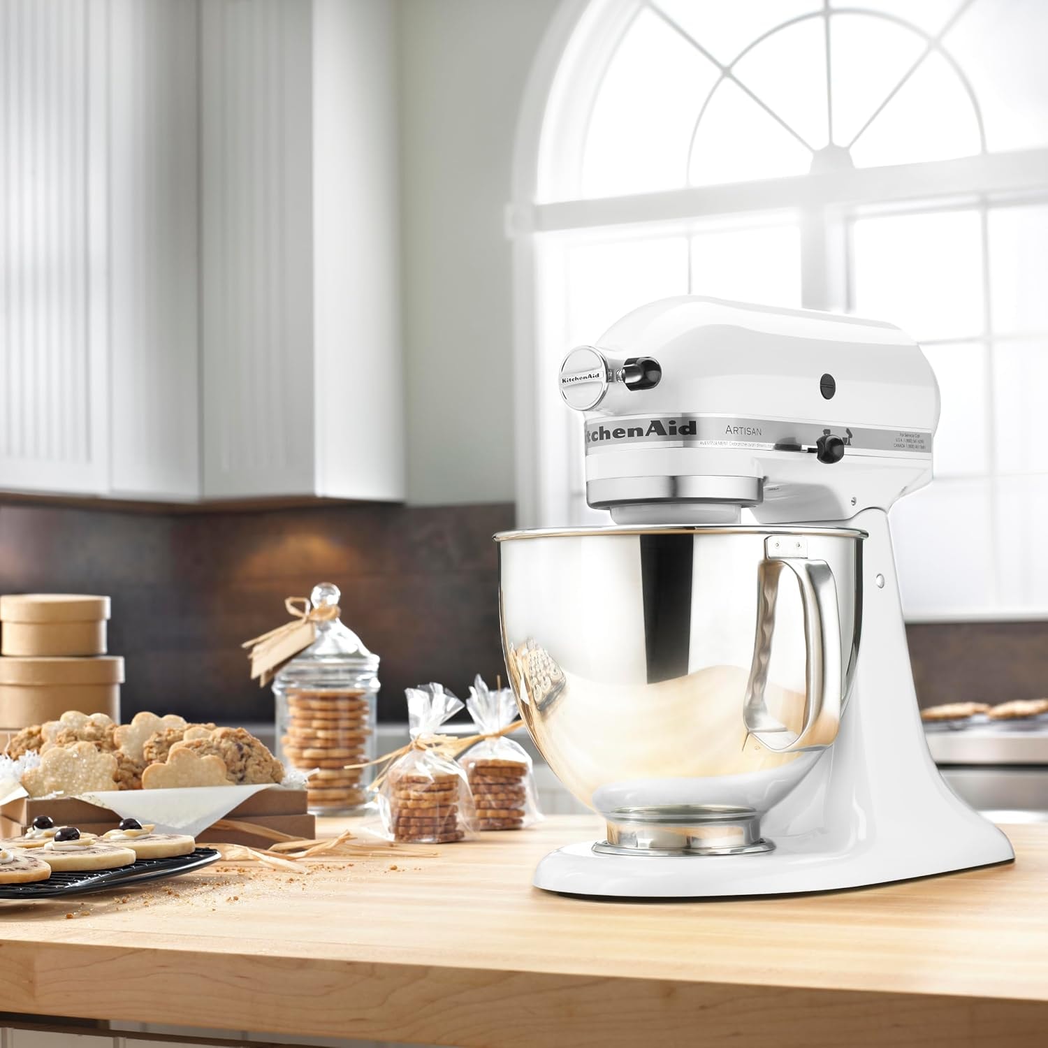 KitchenAid Artisan Series 5 Quart Tilt-Head Stand Mixer in White, KSM1 – 5 quarts – Stand Mixers
