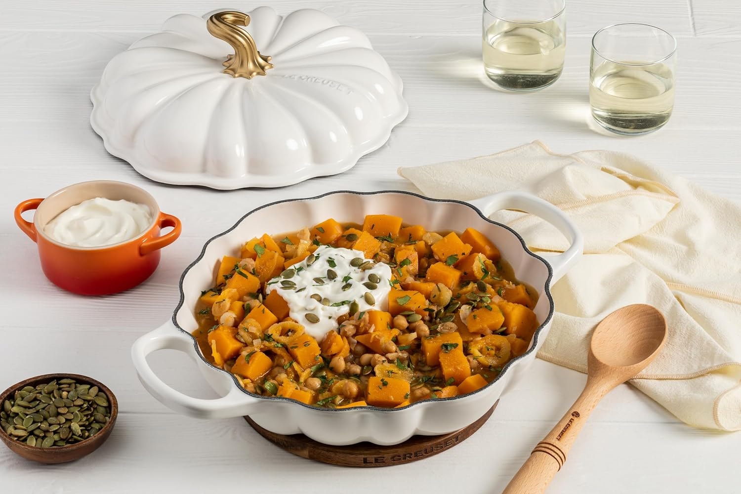 Le Creuset Signature Pumpkin Braiser – 2.75 quarts – Persimmon – Dutch Ovens
