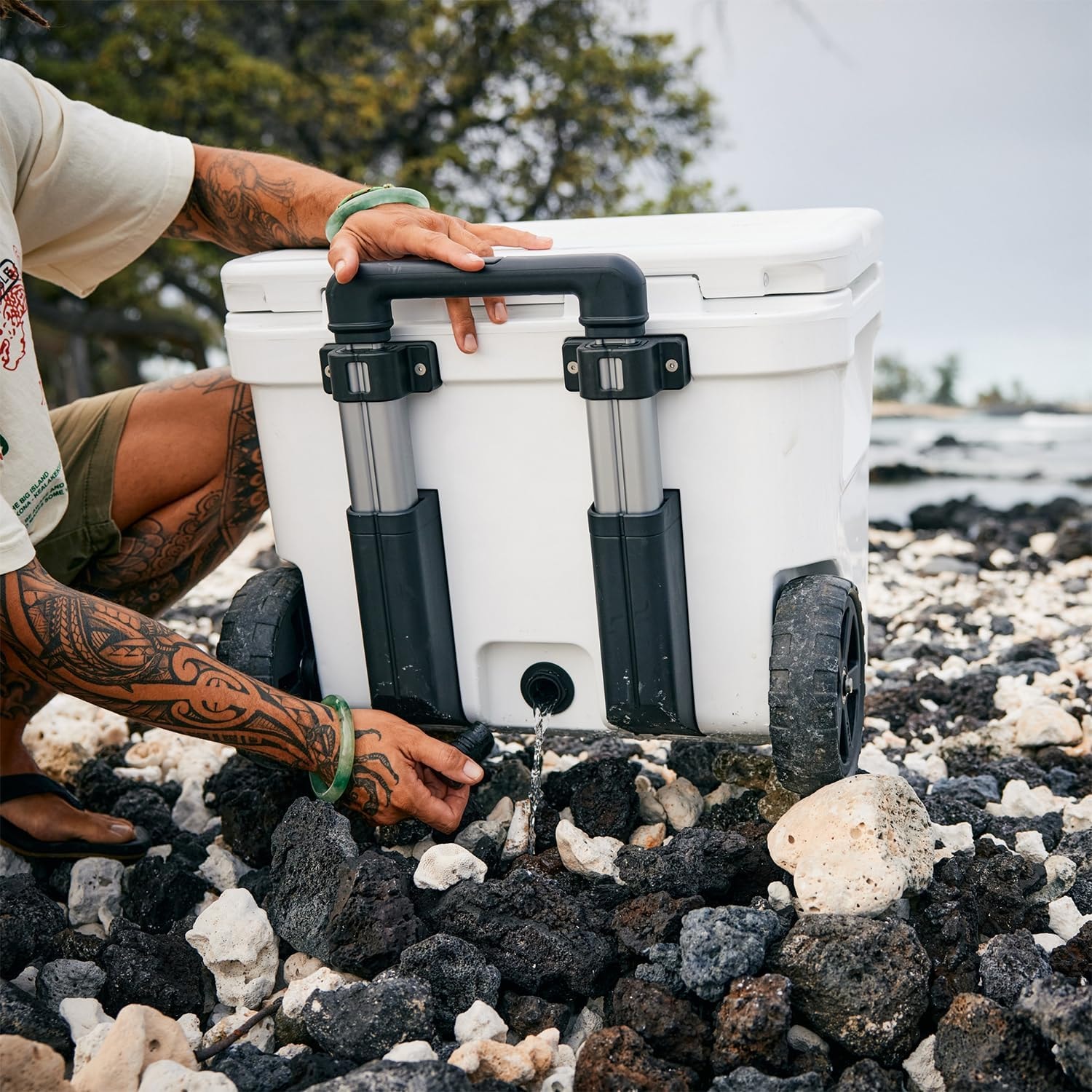 YETI Roadie 48 Wheeled Hard Cooler – 1078.5 cubic inches – White – Coolers