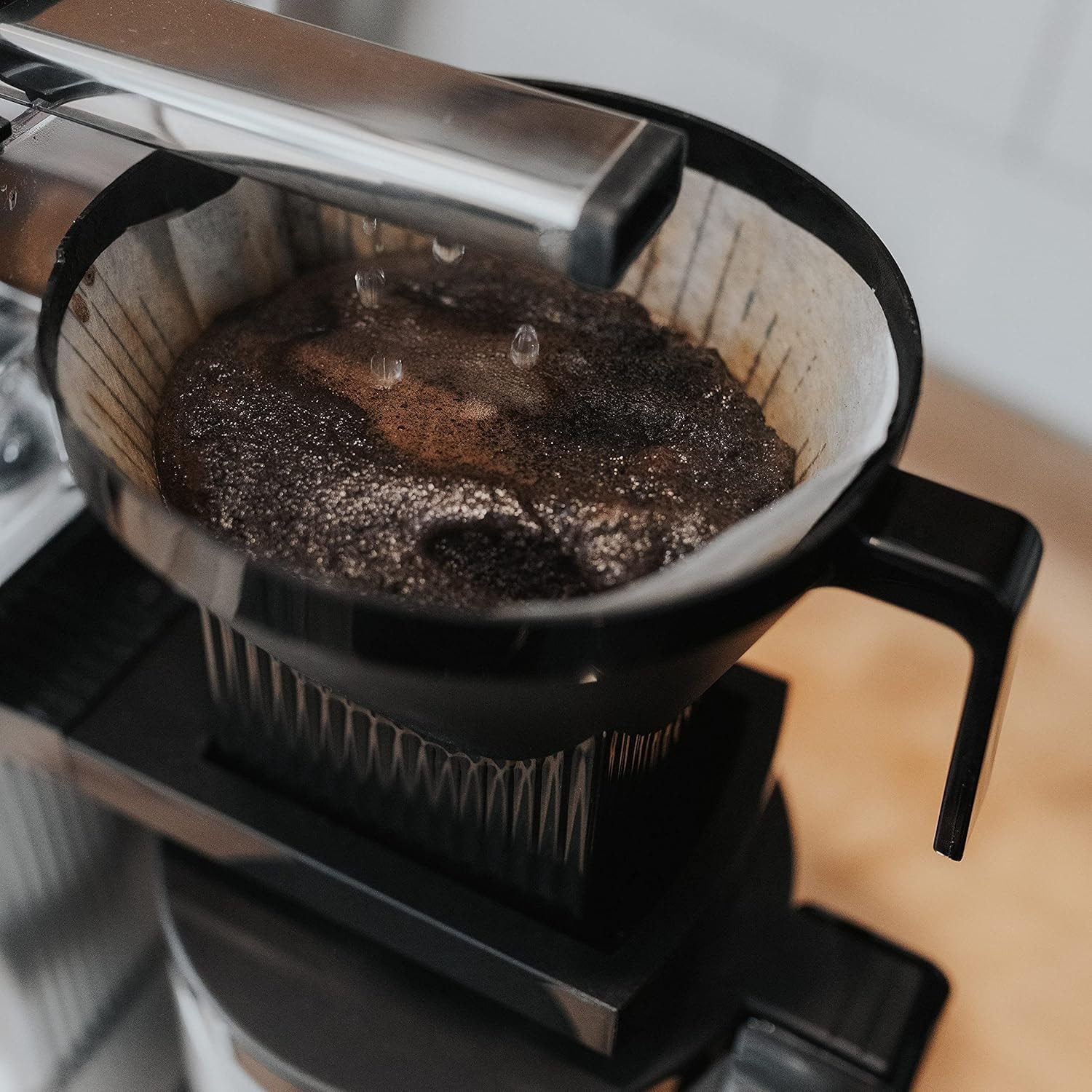 Moccamaster KBGV Select Coffee Maker – Off-White – Coffee Machines