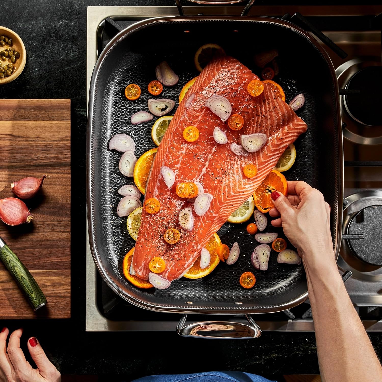 HexClad Hybrid Nonstick Roasting Pan with Rack – 5 quarts – Silver or Stainless Steel – Roasting Pans